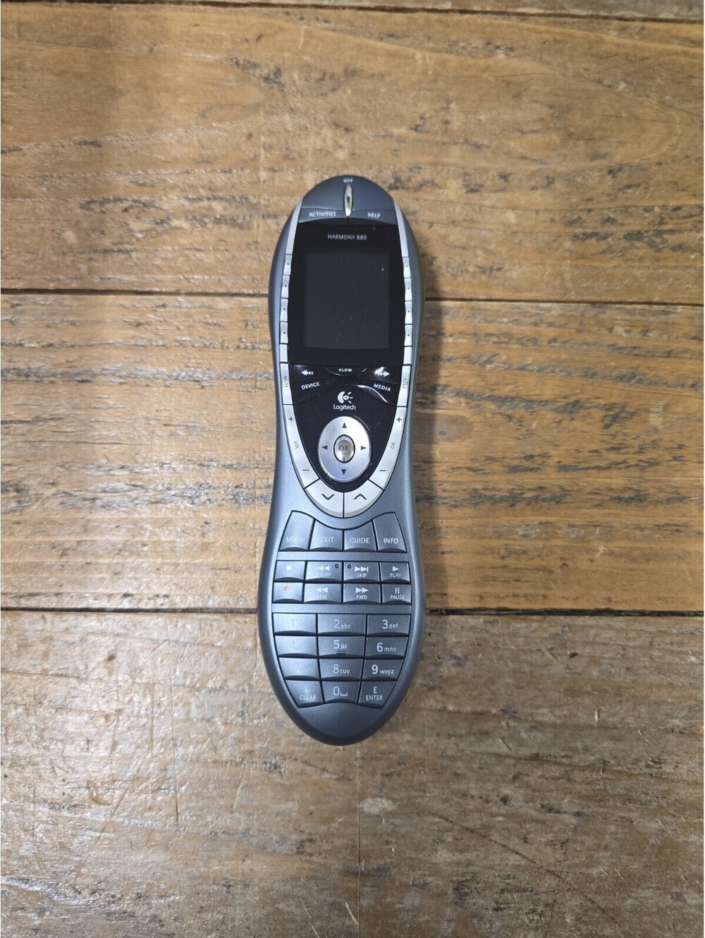 Logitech Harmony 880 Universal Remote Control - No Battery